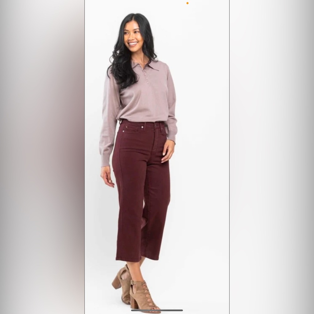 Judy Blue Oxblood Colored High Waist Tummy Control Wide Crop size 13/31